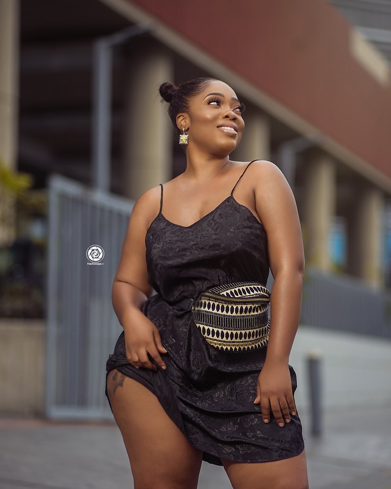 Do What Makes You Happy And Forget Everybody — Moesha Boduong