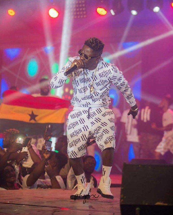 I’m Going To Close Down Media Houses And The President And Police Can Do Nothing About It  – Shatta Wale