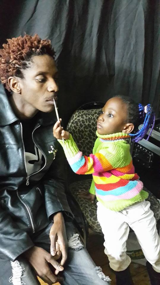 Eric_Omondi_make_up.jpg