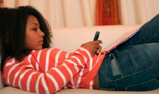 black-female-teen-texting.jpg