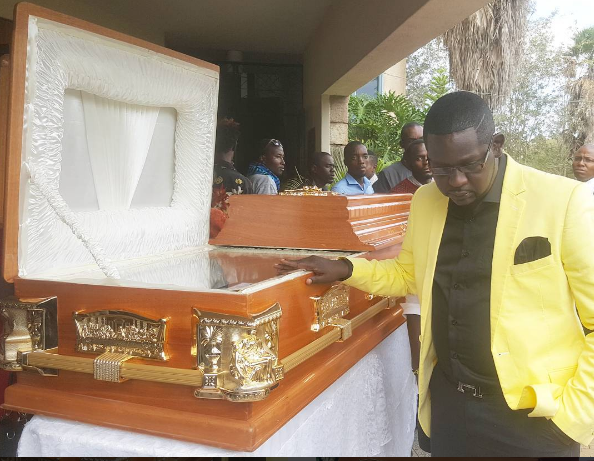 Dance with the angels: Photos from Ayeiya Poa Poa funeral service