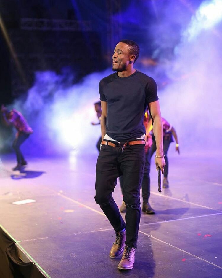 Who did it better? Alikiba does his own rendition of Wasafi records popular hit ‘Kwetu’
