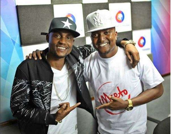 Mzazi hanging out with Darassa