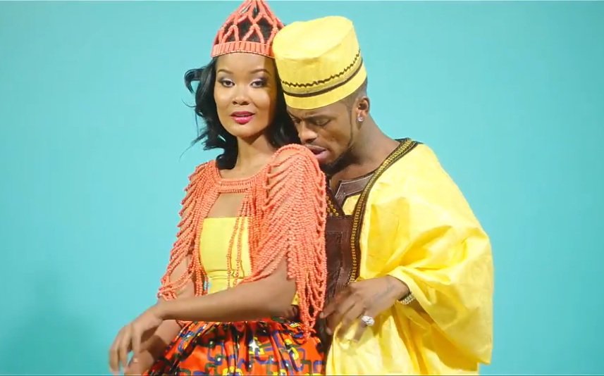 Shots fired! Diamond Platnumz shares videos cuddling with Hamisa Mobetto in bed