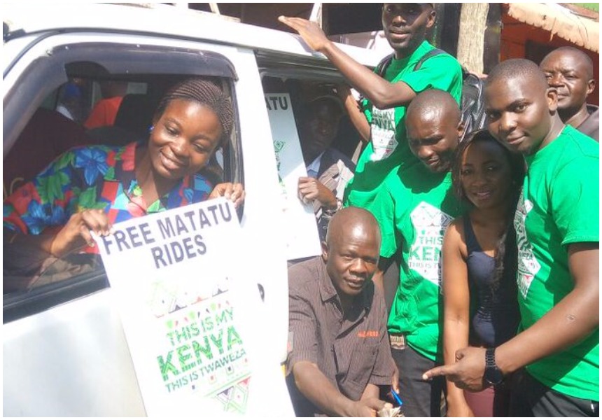 Safaricom invades towns across Kenya to reward ordinary Kenyans with free lunch, bus fare, airtime (Photos)