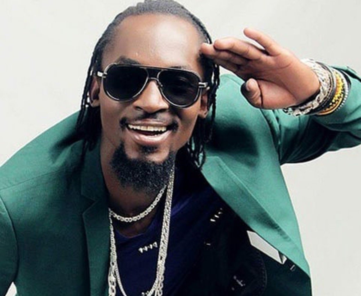 Mowzey from Radio and Weasal passes on