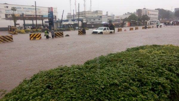 Nairobi Battered By Heavy Rains, Floods Cause Evacuations & Travel Disruptions