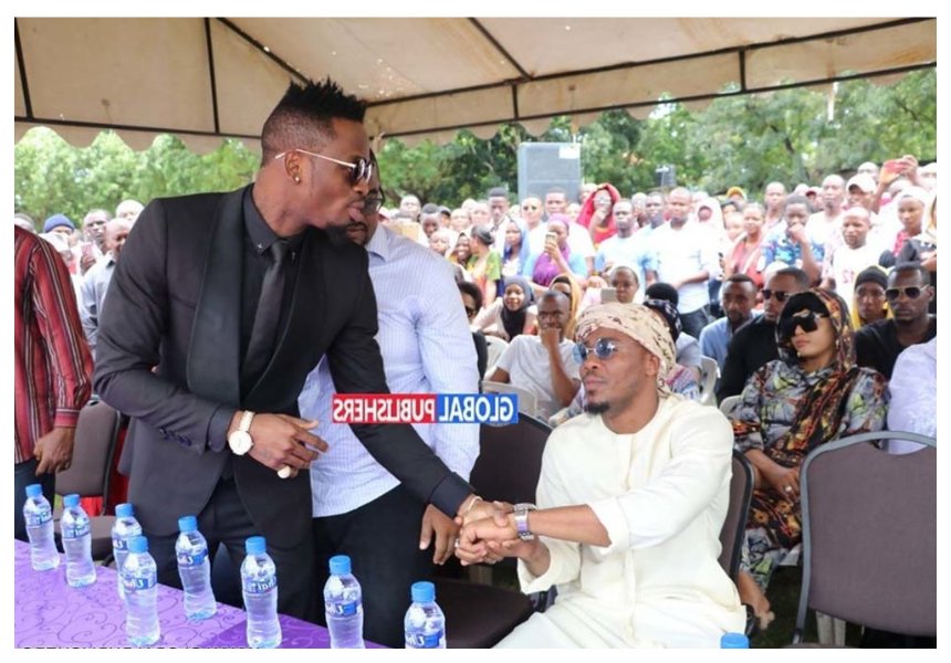 Diamond and Alikiba rub shoulders at the burial of socialite Agnes Masongange