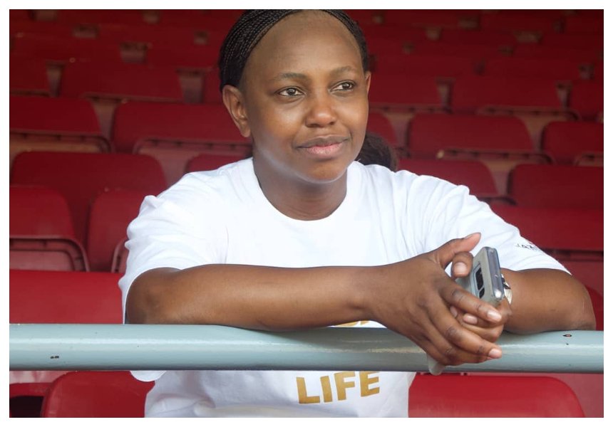 Carol Radull rekindles memories of her late father and brother as visits cancer ward on her birthday (Photos)