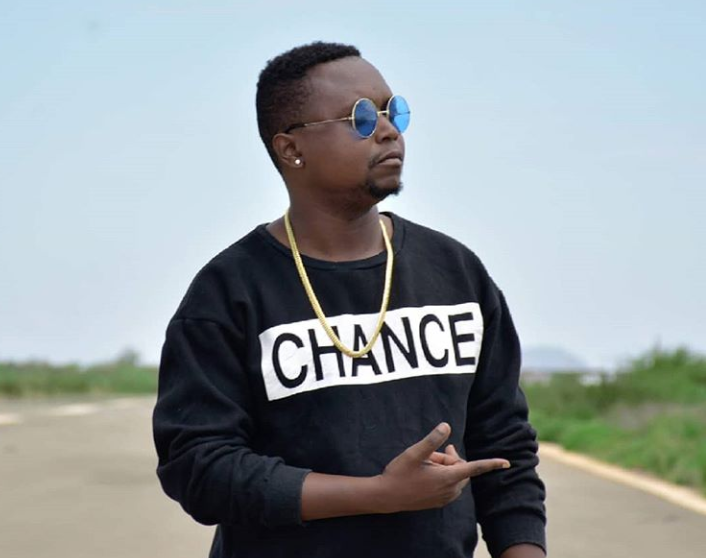 Dogo Richie has dropped a new jam ‘Moyo’ and we are really feeling it (Video)