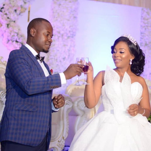 Nandy’s lookalike sister weds the love of her life at colorful wedding