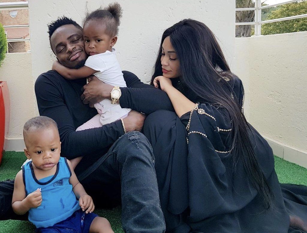 Diamond Platnumz finally talks to his children 2 years after dodging them!