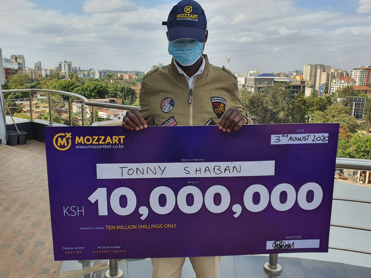 Mozzartbet unveils new jackpot winner, but he chooses to hide his face!