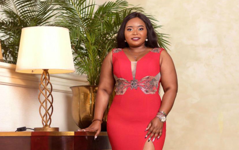 Sassy news anchor Gladys Mungai parades acres of skin during her luxurious birthday party (Photos)