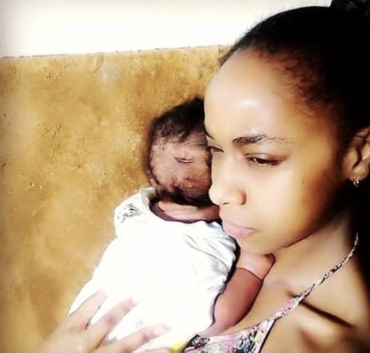 Former socialite reveals she delivered 3rd baby at home, by herself