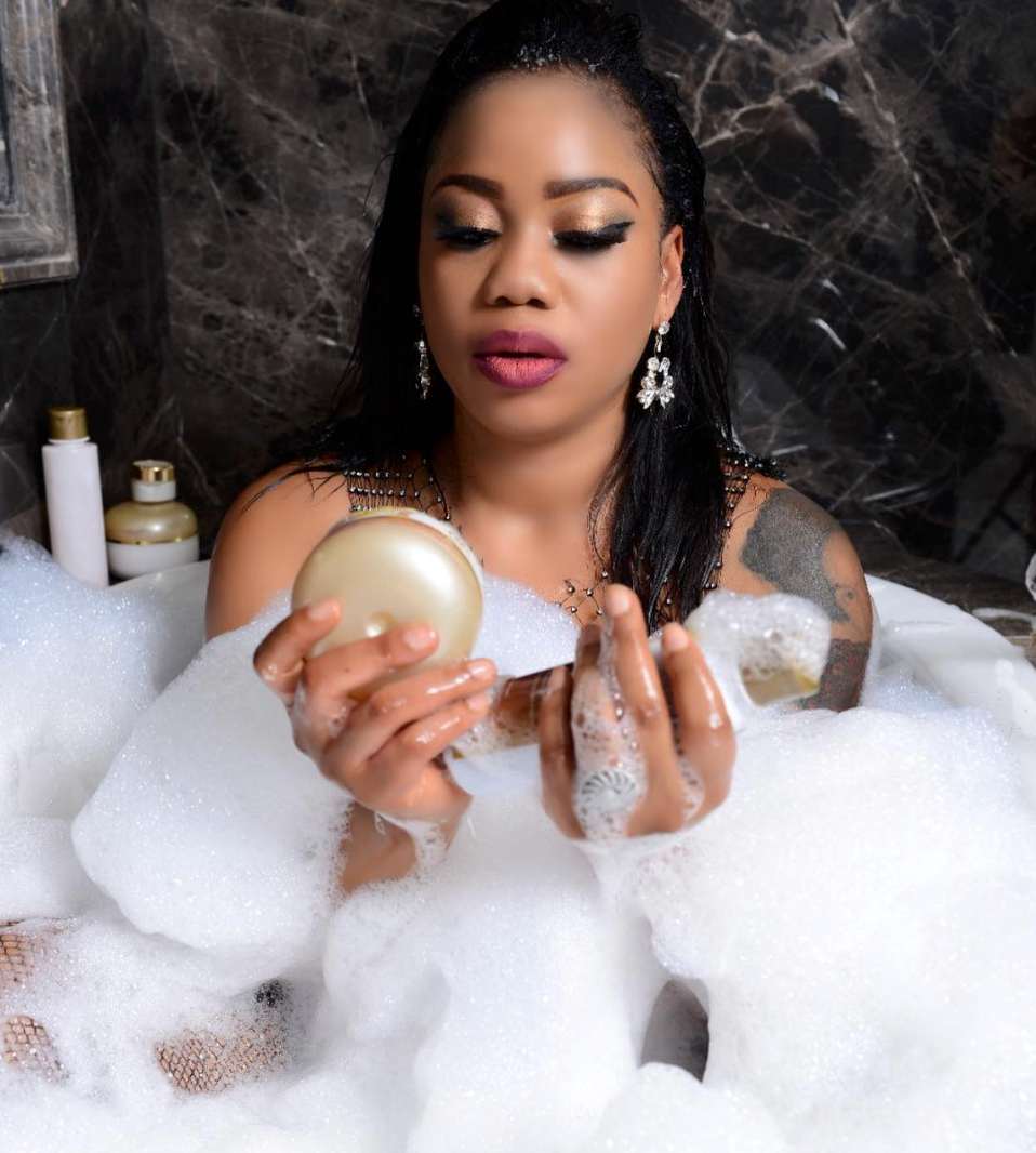 Toyin Lawani